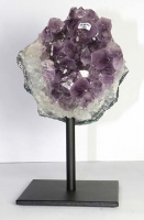 Amethyst Nr. 70 auf Metallstnder