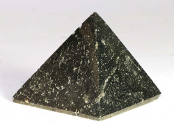 Pyrit Pyramide Nr. 468