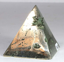 Pyrit Pyramide Nr. 469