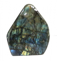 Labradorite forme libre No. 152